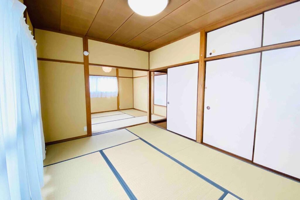 松山48坪！道後温泉付近駐車場有り清潔さと設備の充実さが高評価 大切な家族仲間と広々とくつろげます别墅 外观 照片
